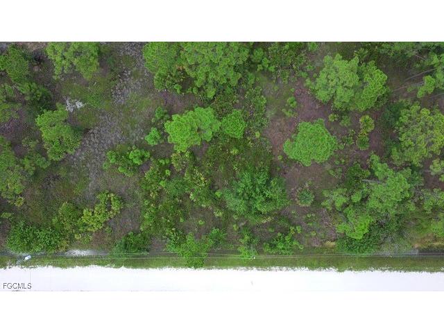 28072 Crestwood Drive Punta Gorda FL 33955 2025018566 image12