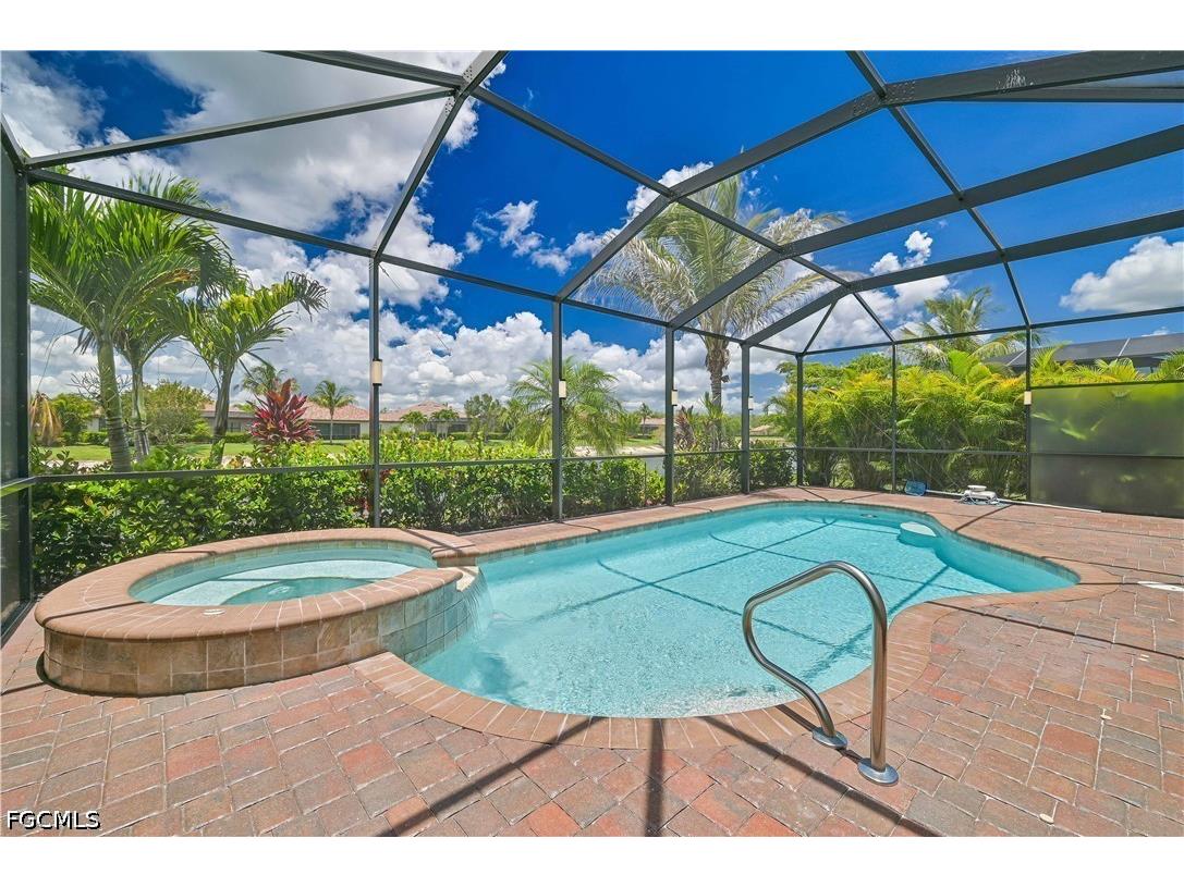 28076 Foxrock Court Bonita Springs FL 34135 2026026488 image10