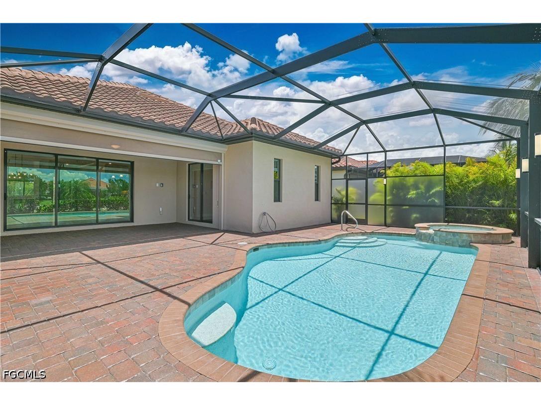 28076 Foxrock Court Bonita Springs FL 34135 2026026488 image11
