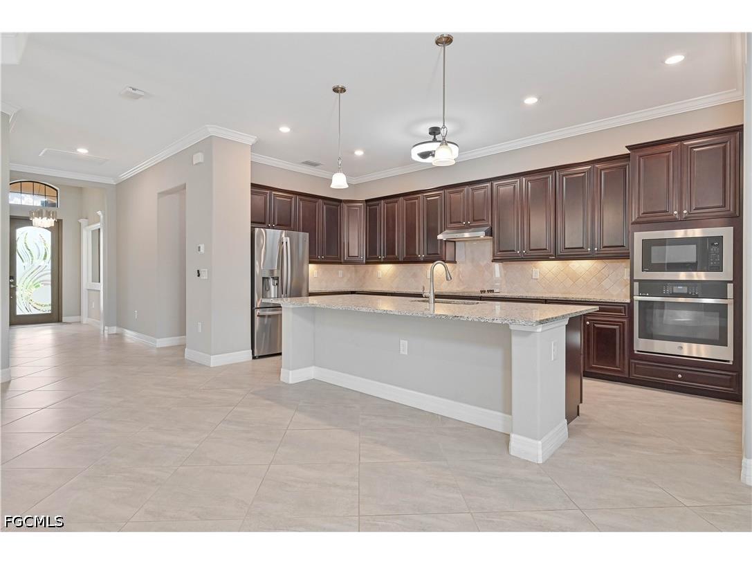 28076 Foxrock Court Bonita Springs FL 34135 2026026488 image18