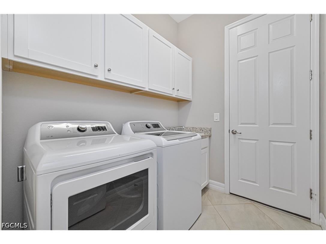 28076 Foxrock Court Bonita Springs FL 34135 2026026488 image35