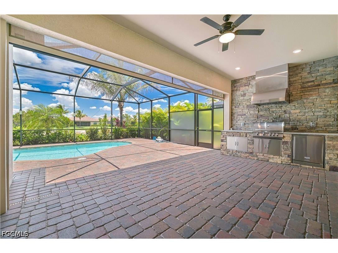 28076 Foxrock Court Bonita Springs FL 34135 2026026488 image4