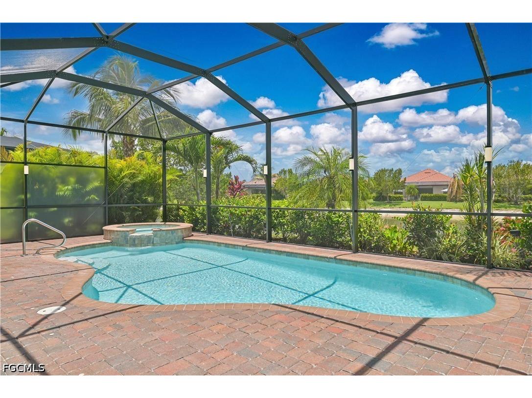 28076 Foxrock Court Bonita Springs FL 34135 2026026488 image8