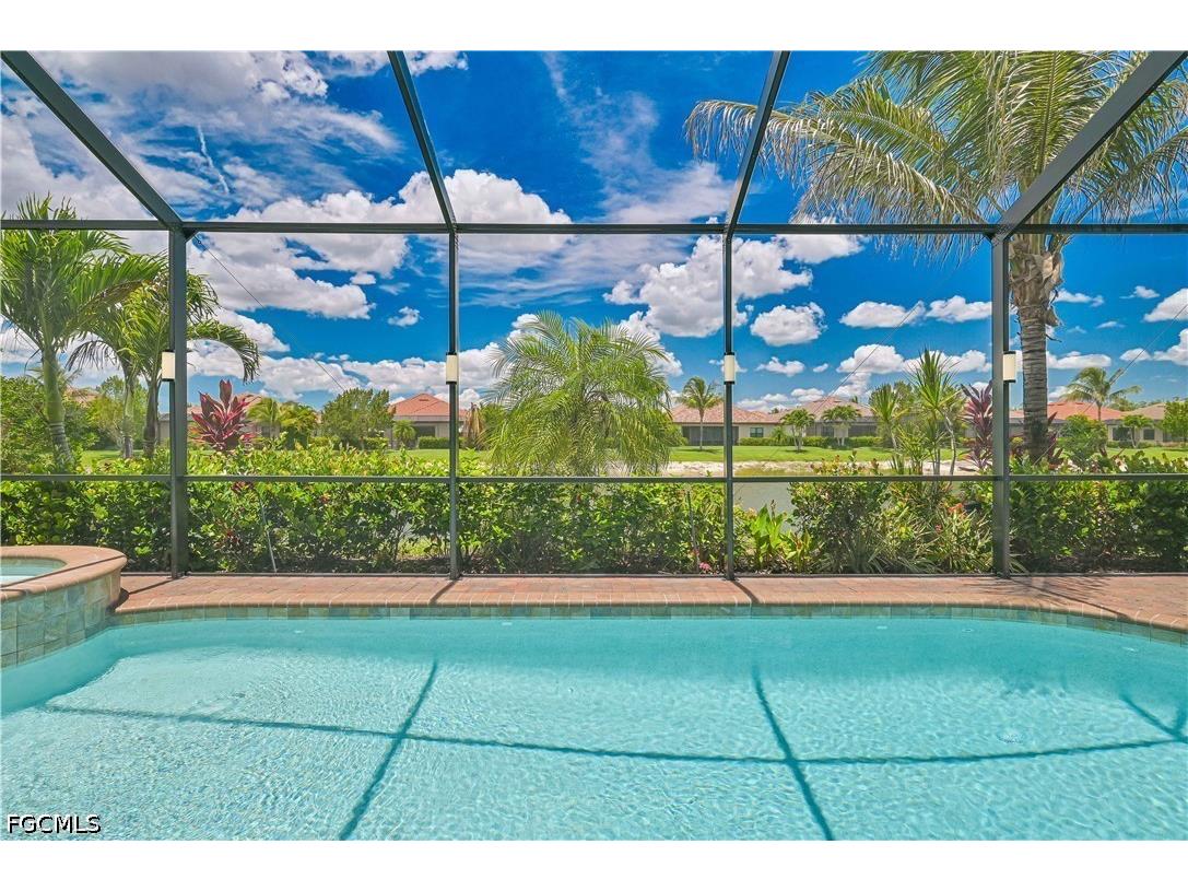 28076 Foxrock Court Bonita Springs FL 34135 2026026488 image9