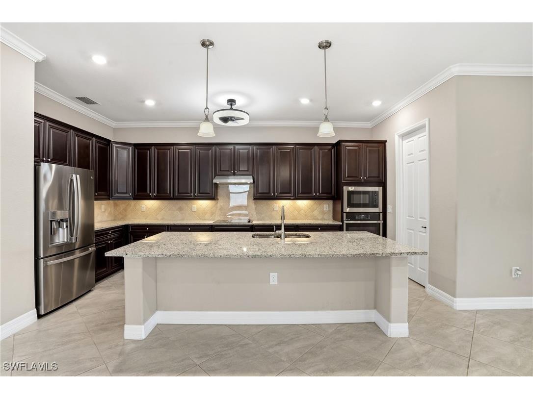 28076 Foxrock Court Bonita Springs FL 34135 225075030 image17