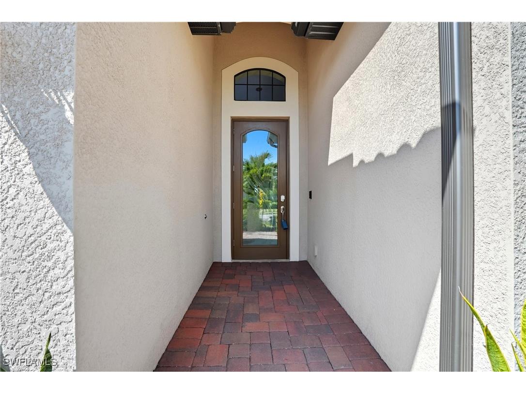 28076 Foxrock Court Bonita Springs FL 34135 225075030 image6