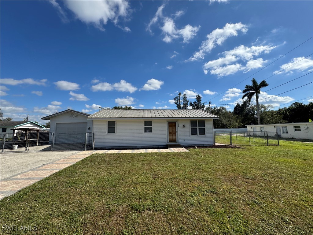 2808 Garden Street North Fort Myers FL 33917 225002596 image1