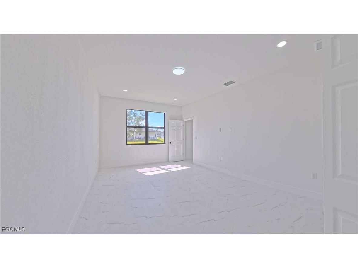2809 18th Street SW Lehigh Acres FL 33976 2025005843 image11