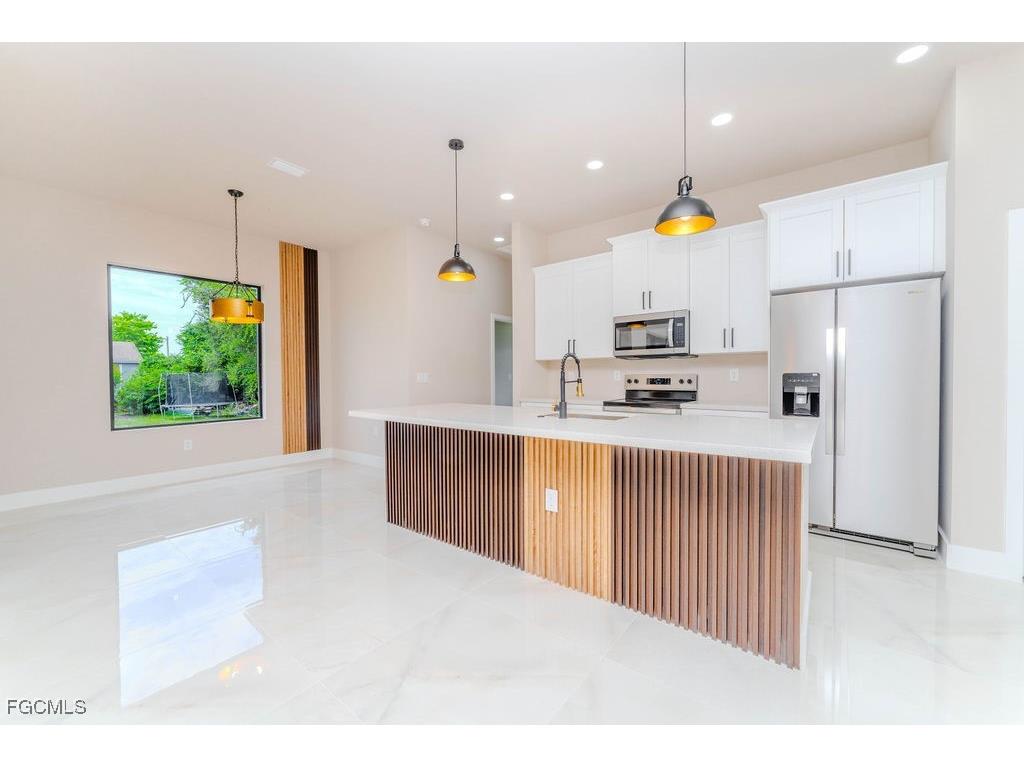 2809 25th Street SW Lehigh Acres FL 33976 2025007623 image3