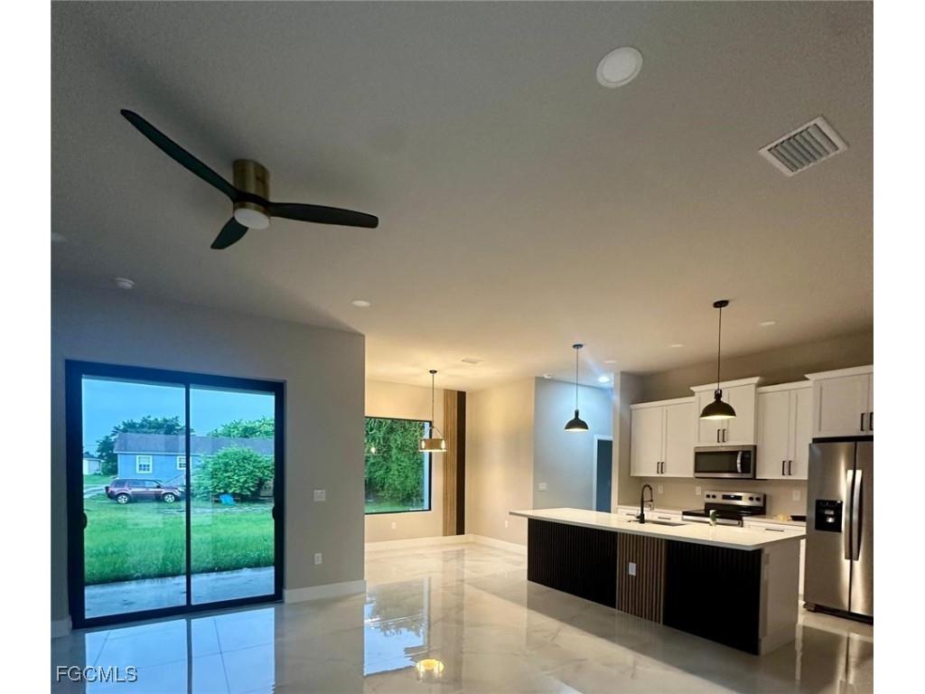 2809 25th Street SW Lehigh Acres FL 33976 2025007623 image4