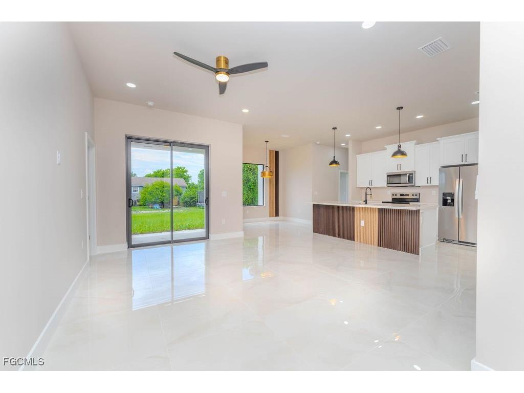 2809 25th Street SW Lehigh Acres FL 33976 2025007623 image9