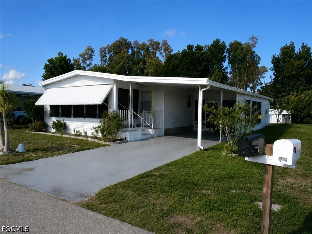 2809 Breezewood Drive North Fort Myers FL 33917 2026022321 image1