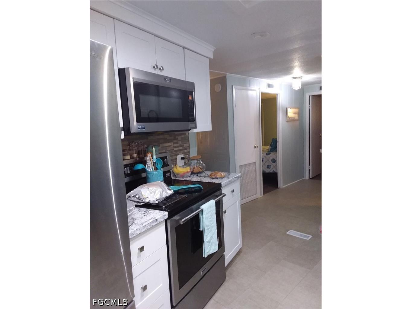2809 Breezewood Drive North Fort Myers FL 33917 2026022321 image15