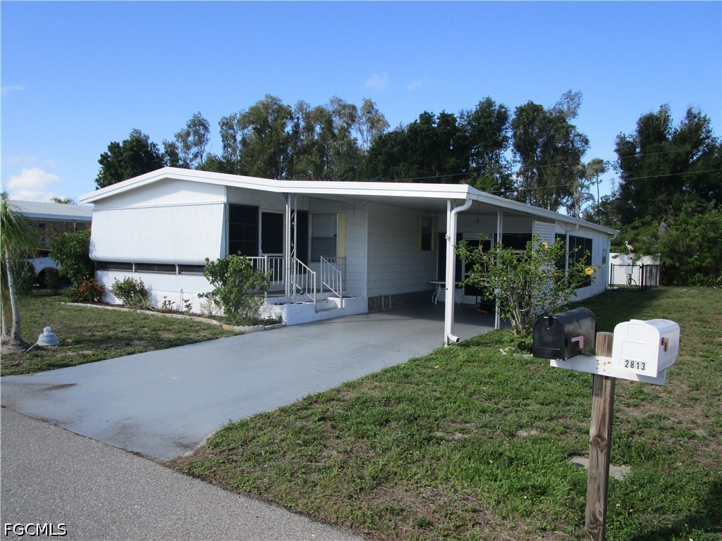 2809 Breezewood Drive North Fort Myers FL 33917 2026022321 image2