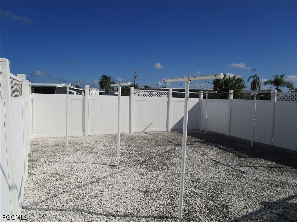 2809 Breezewood Drive North Fort Myers FL 33917 2026022321 image45