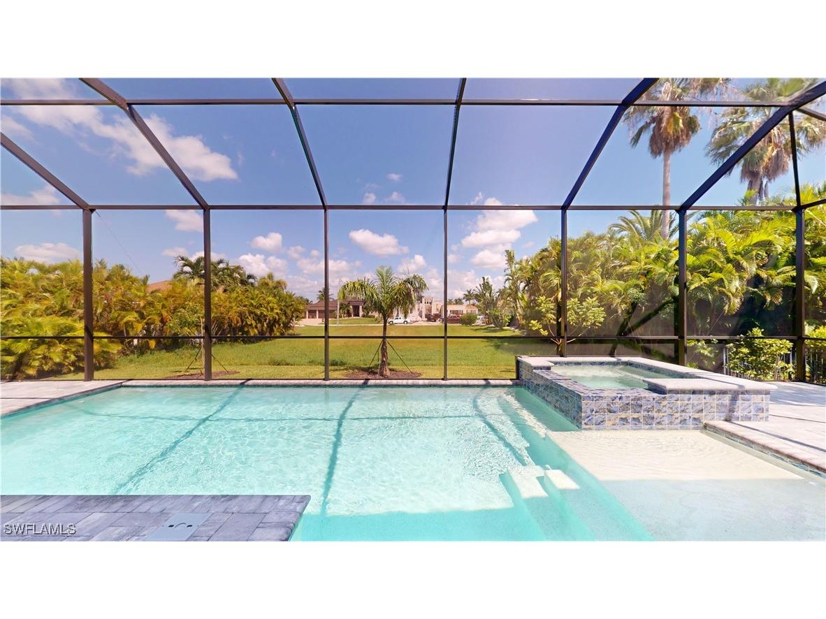 2809 Cape Coral Parkway W Cape Coral FL 33914 223067091 image7