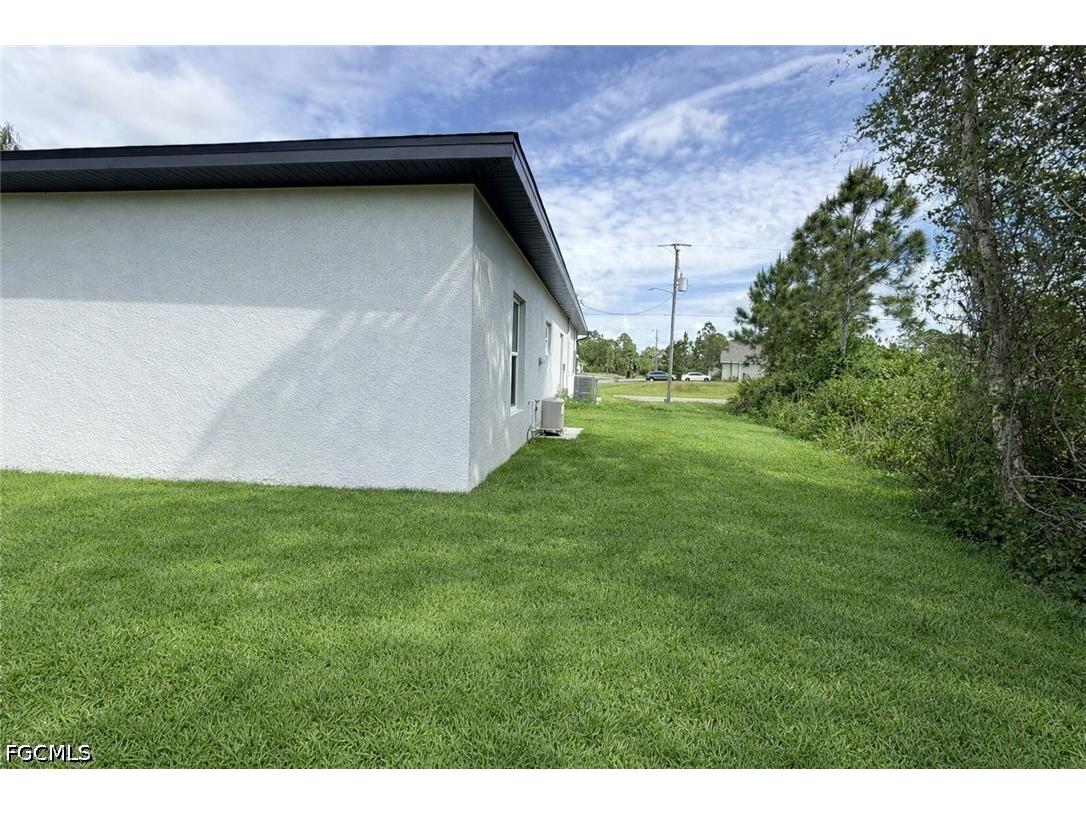 2809 Darlene Place Lehigh Acres FL 33971 2026019638 image26