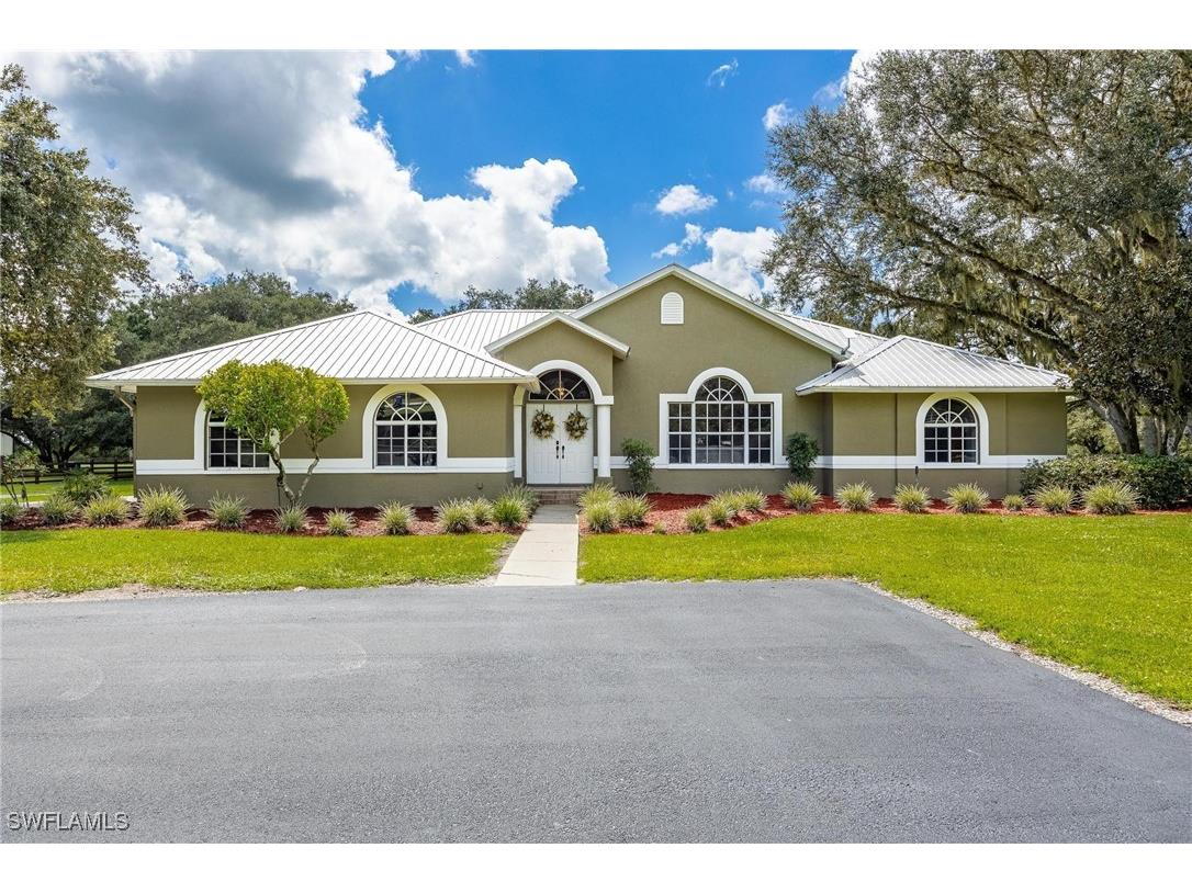 2809 Frontier Circle Labelle FL 33935 224080966 image1
