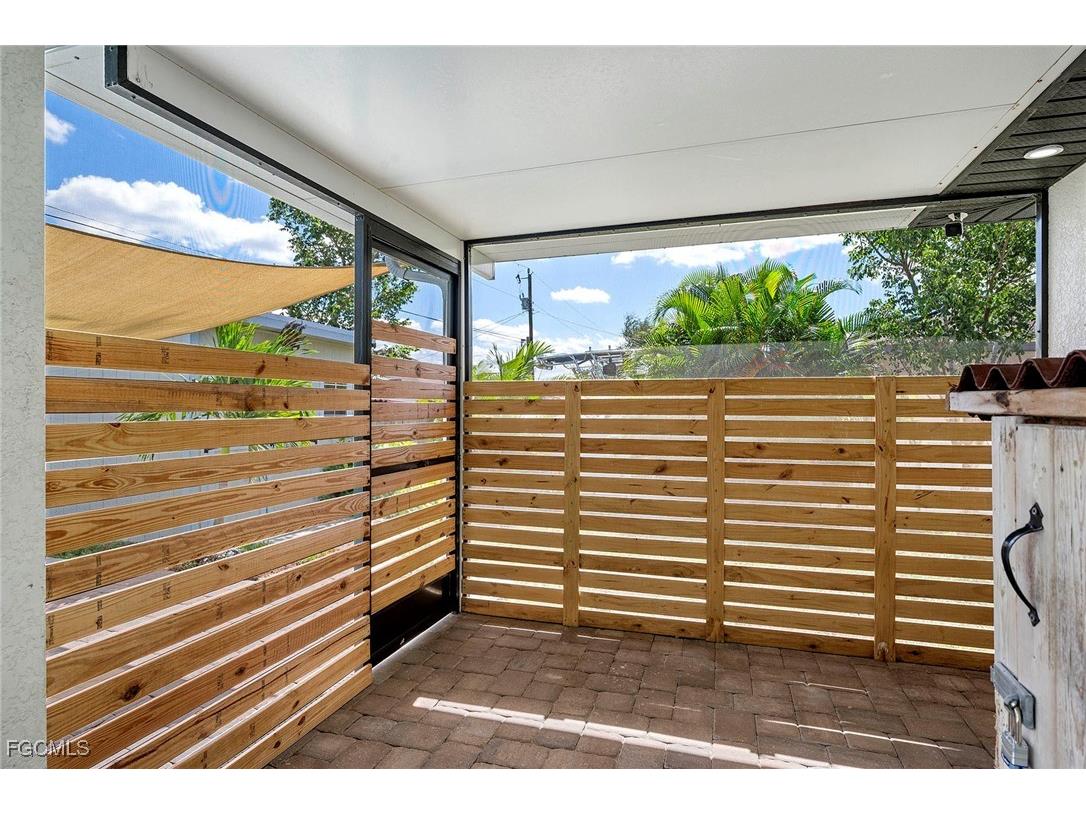 2809 NE 6th Place Cape Coral FL 33909 2025015943 image13