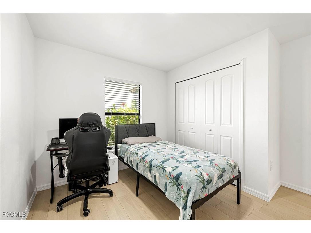 2809 NE 6th Place Cape Coral FL 33909 2025015943 image18