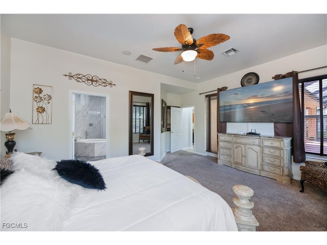 2809 NW 14th Terrace Cape Coral FL 33993 2025020071 image19