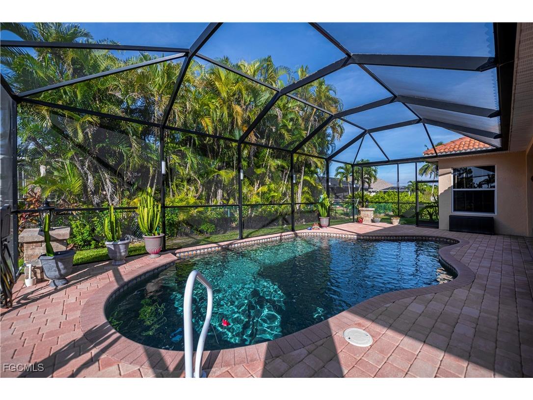 2809 NW 14th Terrace Cape Coral FL 33993 2025020071 image33