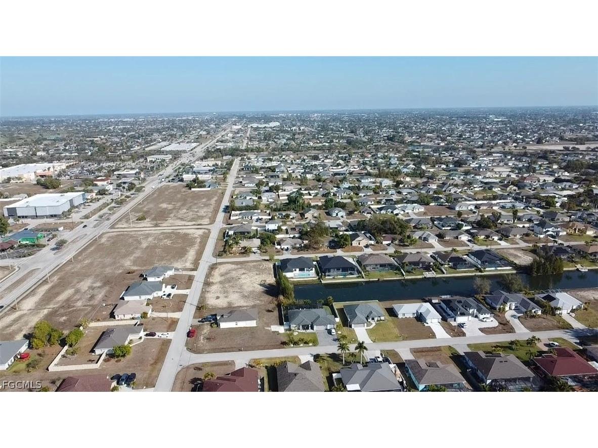 2809 SW 7th Place Cape Coral FL 33914 2026007959 image10