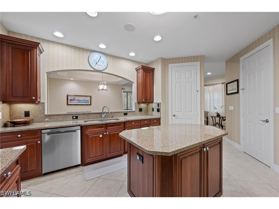 2809 Tiburon Boulevard E #2-101 Naples FL 34109 226022689 image13