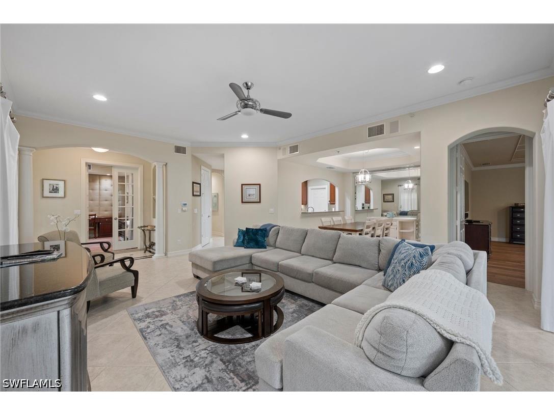 2809 Tiburon Boulevard E #2-101 Naples FL 34109 226022689 image7