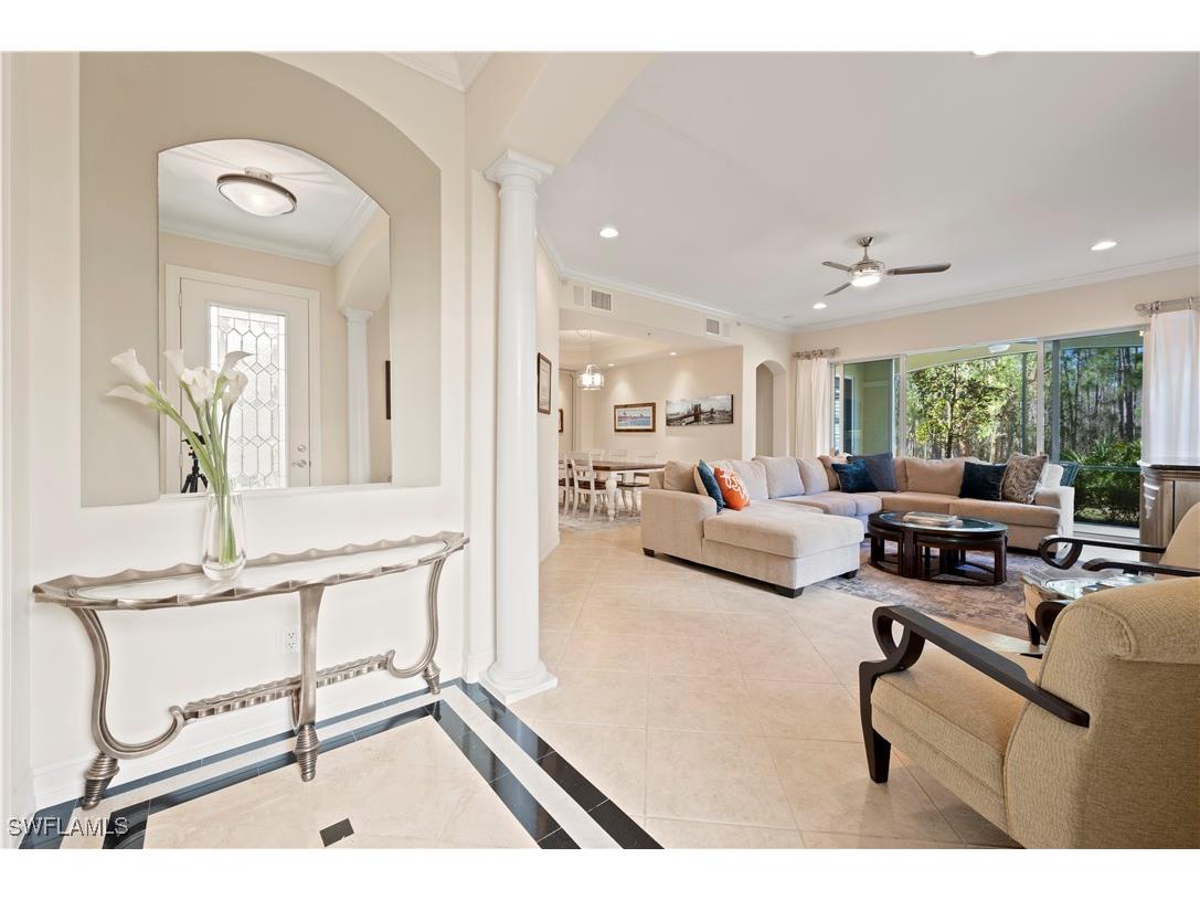 2809 Tiburon Boulevard E #2 Naples FL 34109 225084056 image3