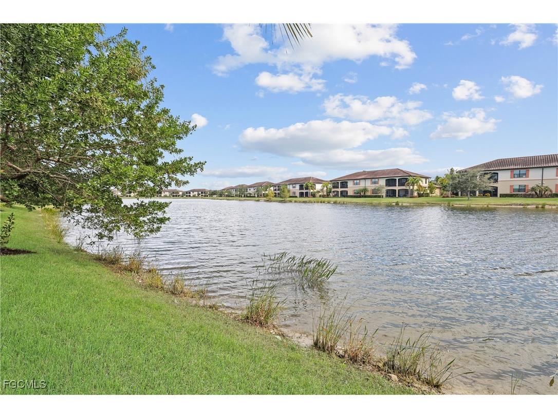 28095 Foxrock Court Bonita Springs FL 34135 2025021565 image31