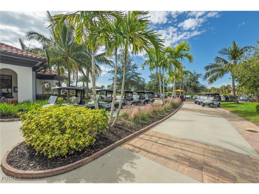 28095 Foxrock Court Bonita Springs FL 34135 2025021565 image43