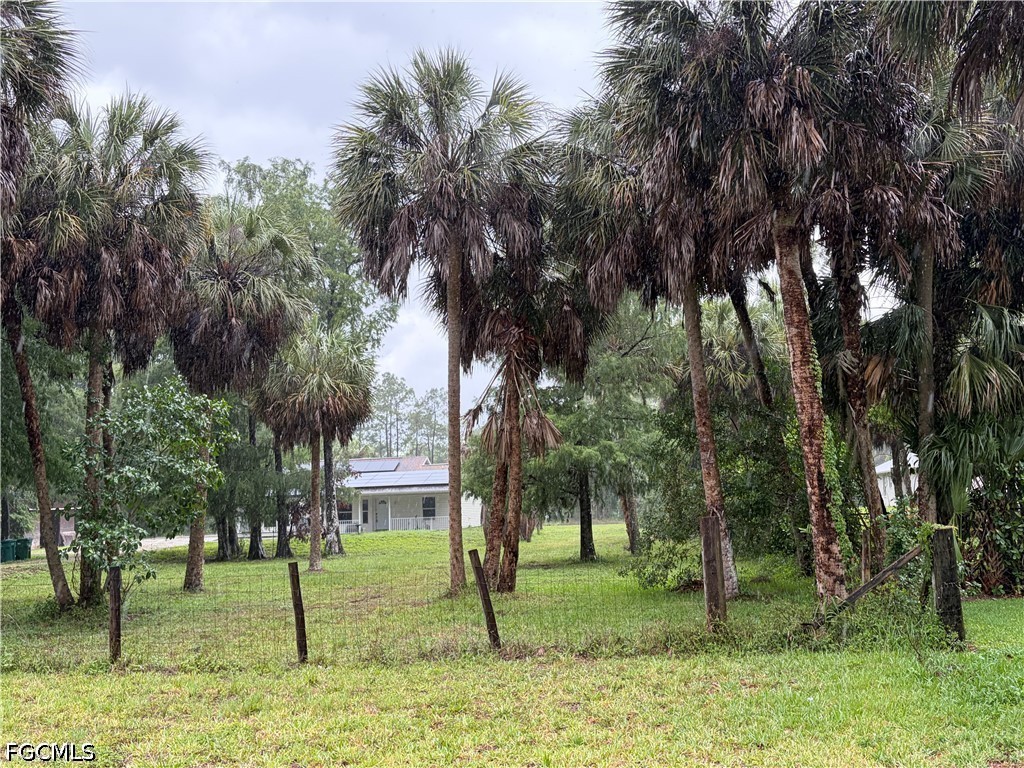 281 8th Street SE Naples FL 34117 2026023045 image1