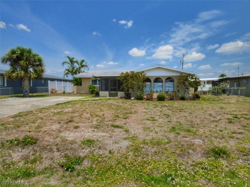 281 Chalmer Drive North Fort Myers FL 33917 223035097 image1