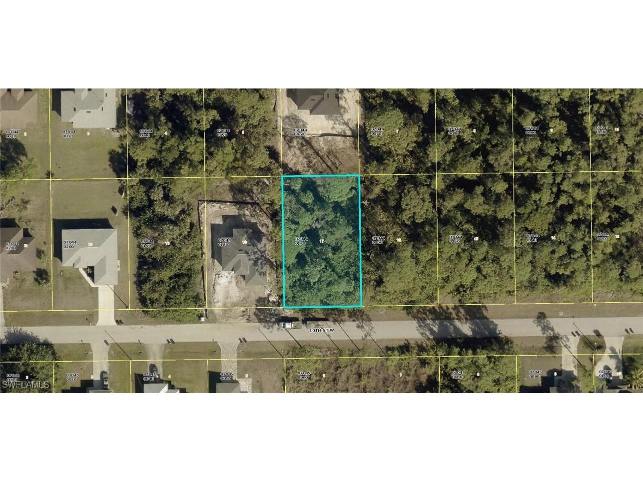 2810 10th Street W Lehigh Acres FL 33971 225053126 image1