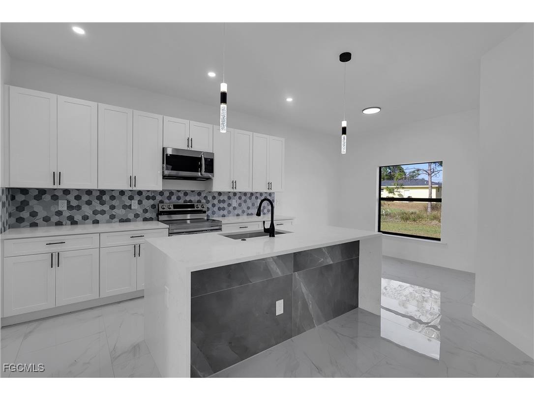 2810 44th Street SW Lehigh Acres FL 33976 2025024680 image13