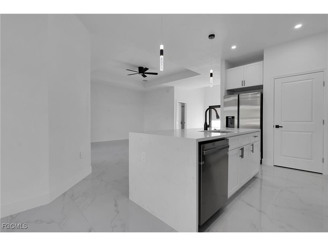 2810 44th Street SW Lehigh Acres FL 33976 2025024680 image14