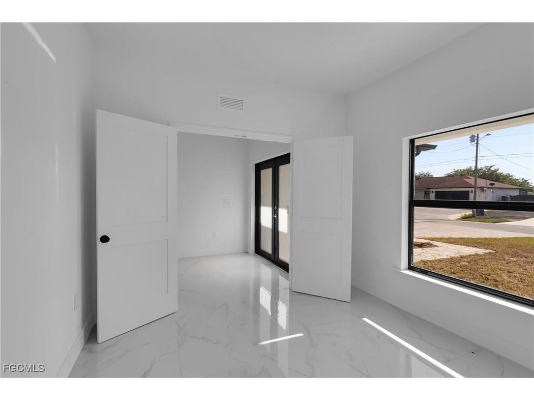 2810 44th Street SW Lehigh Acres FL 33976 2025024680 image16