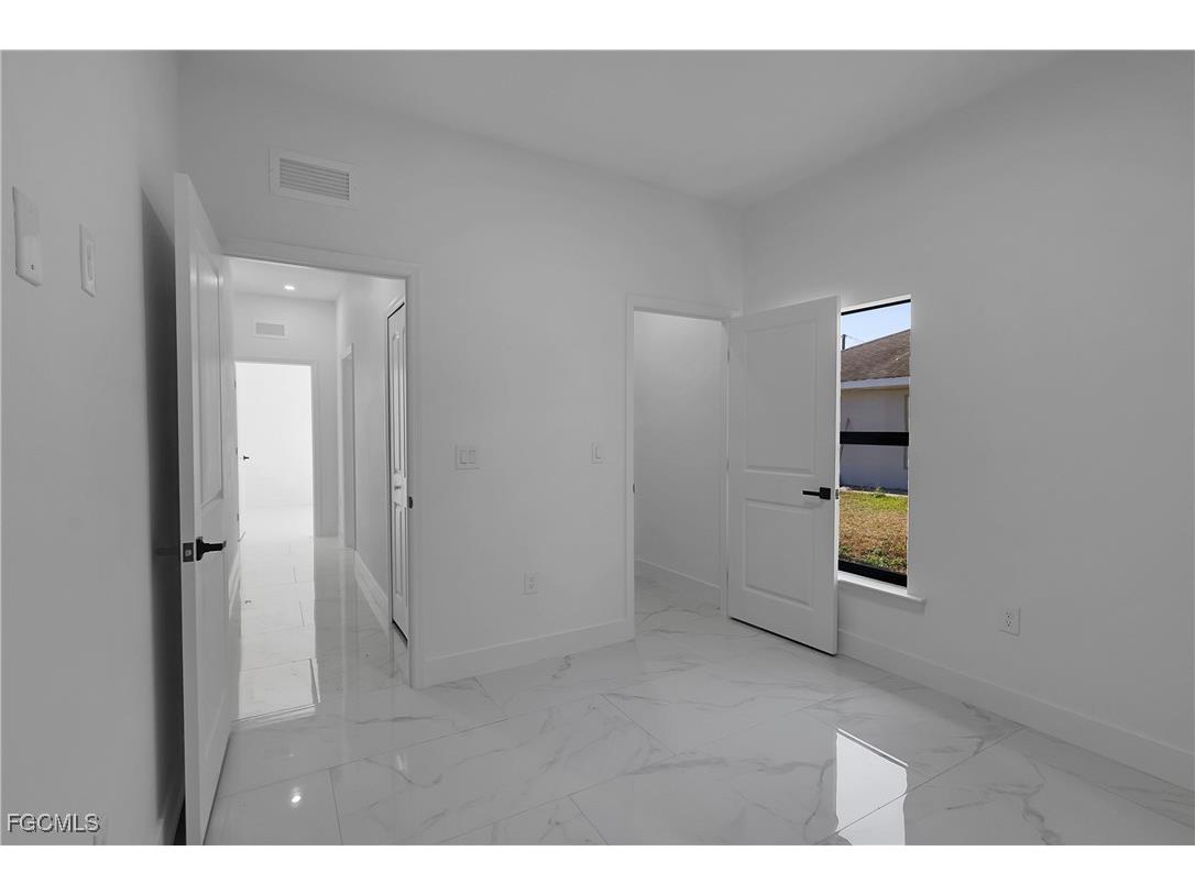 2810 44th Street SW Lehigh Acres FL 33976 2025024680 image25