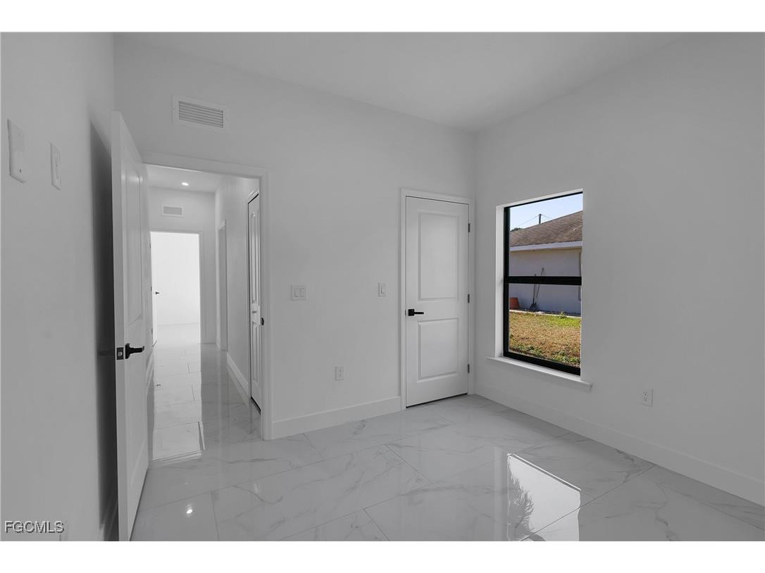 2810 44th Street SW Lehigh Acres FL 33976 2025024680 image26