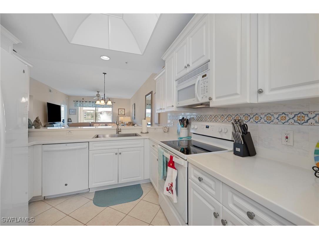 2810 Cypress Trace Circle #2112 Naples FL 34119 226004949 image6