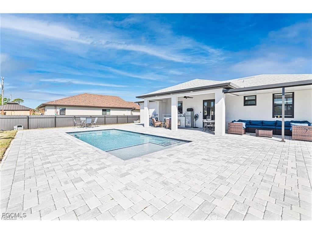 2810 Diplomat Parkway W Cape Coral FL 33993 2025012848 image10