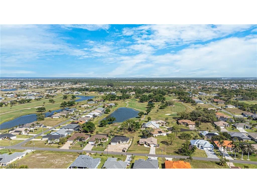 2810 Diplomat Parkway W Cape Coral FL 33993 2025012848 image15