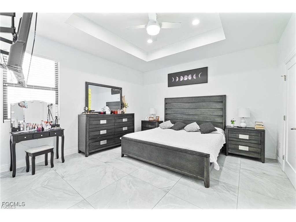 2810 Diplomat Parkway W Cape Coral FL 33993 2025012848 image5