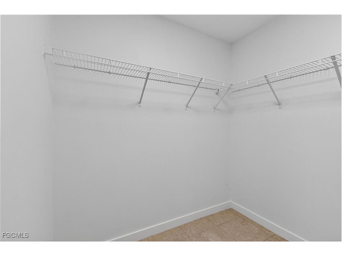 2810 Dunbar Avenue Fort Myers FL 33916 2025015449 image23