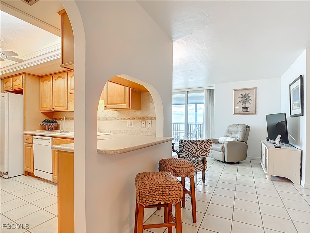 2810 Estero Boulevard #411 Fort Myers Beach FL 33931 2025013810 image11