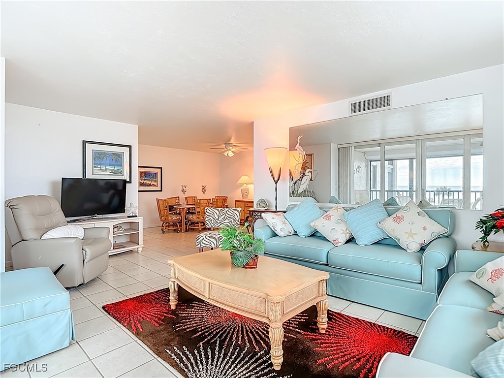 2810 Estero Boulevard #411 Fort Myers Beach FL 33931 2025013810 image5