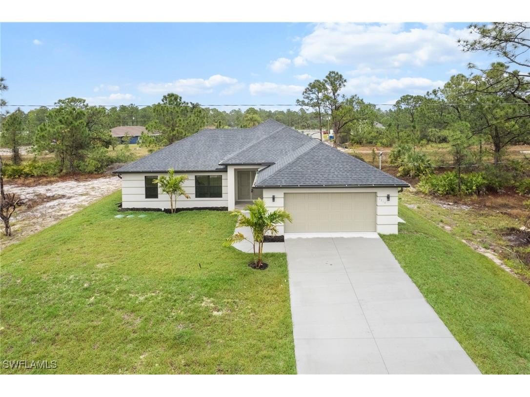 2810 Helen Place Lehigh Acres FL 33971 225009827 image1
