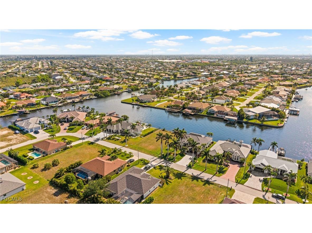 2810 SW 30th Street Cape Coral FL 33914 2025021546 image4