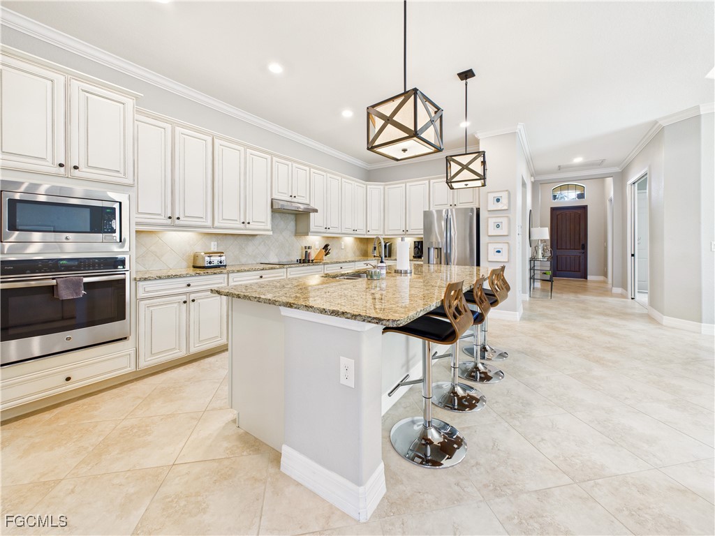 28100 Edenderry Court Bonita Springs FL 34135 2025018287 image11